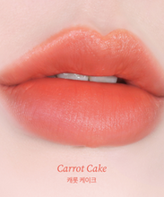 Cargar imagen en el visor de la galería, Powder Cream Lip Balm 033 Carrot Cake
